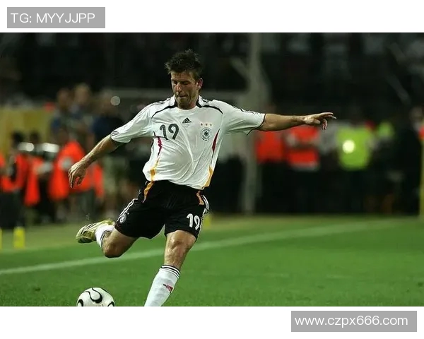 施耐德足球明星背后的故事与成就解析