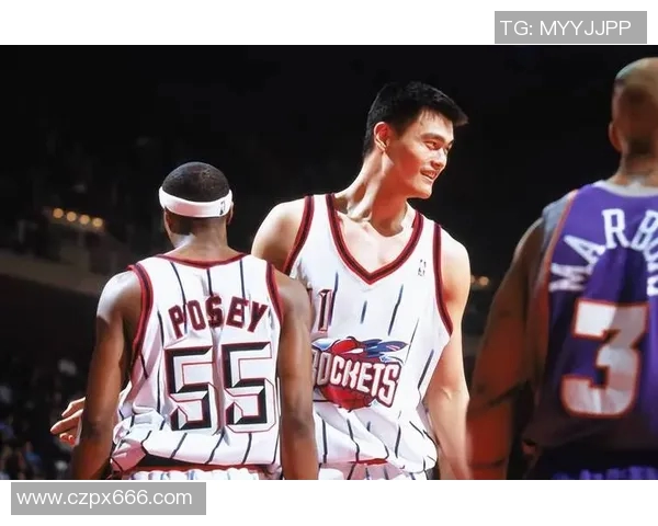 姚明领衔火箭队对决太阳队的经典之战回顾与精彩瞬间分析